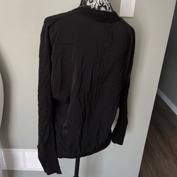 Dolman Sleeve Mix Media Sweater NEW - Picture 3 of 3